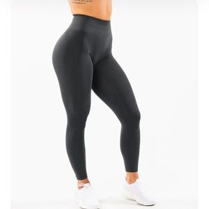 Alphalete Amplify leggings